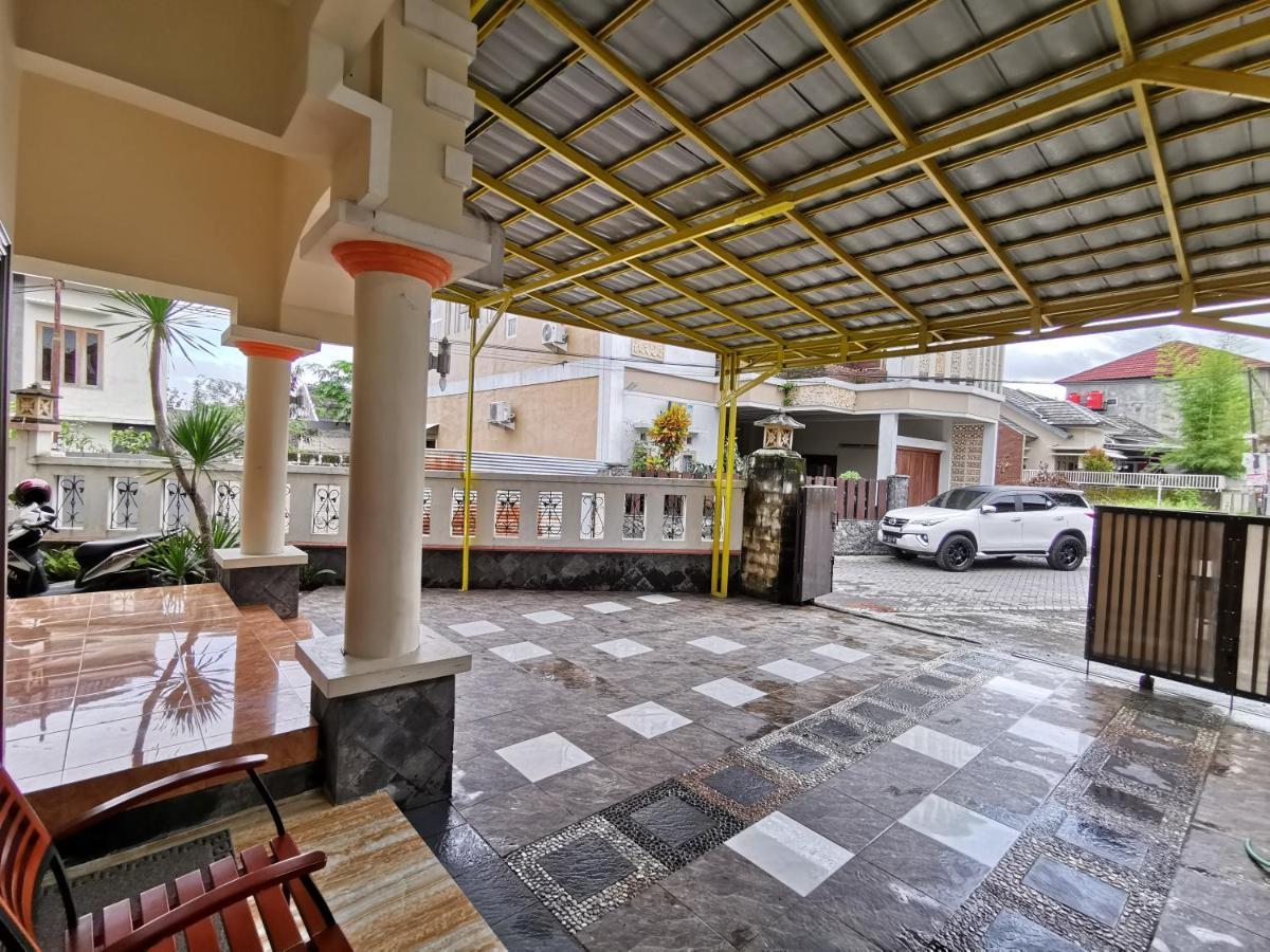Nariska Suite Homestay Yogyakarta Kültér fotó