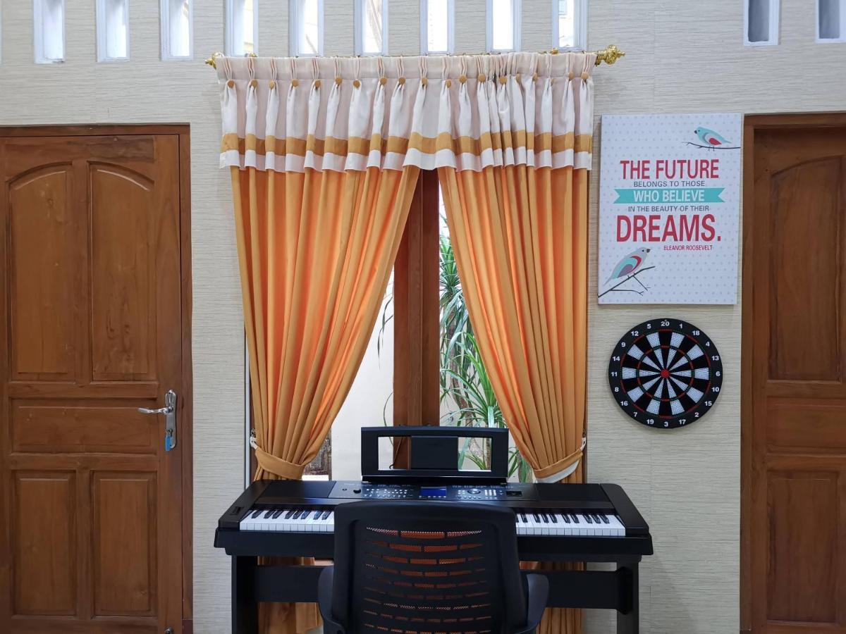 Nariska Suite Homestay Yogyakarta Kültér fotó